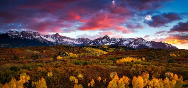 Dramatic Sunset Over the Dallas Divide at Colorado’s San Juan Mountains